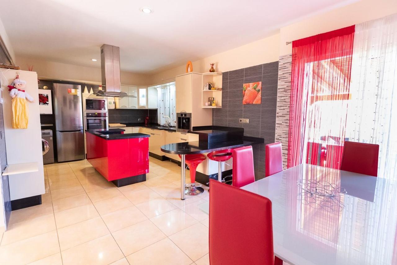 Villa With Private Pool And Magnificent Views アデヘ エクステリア 写真