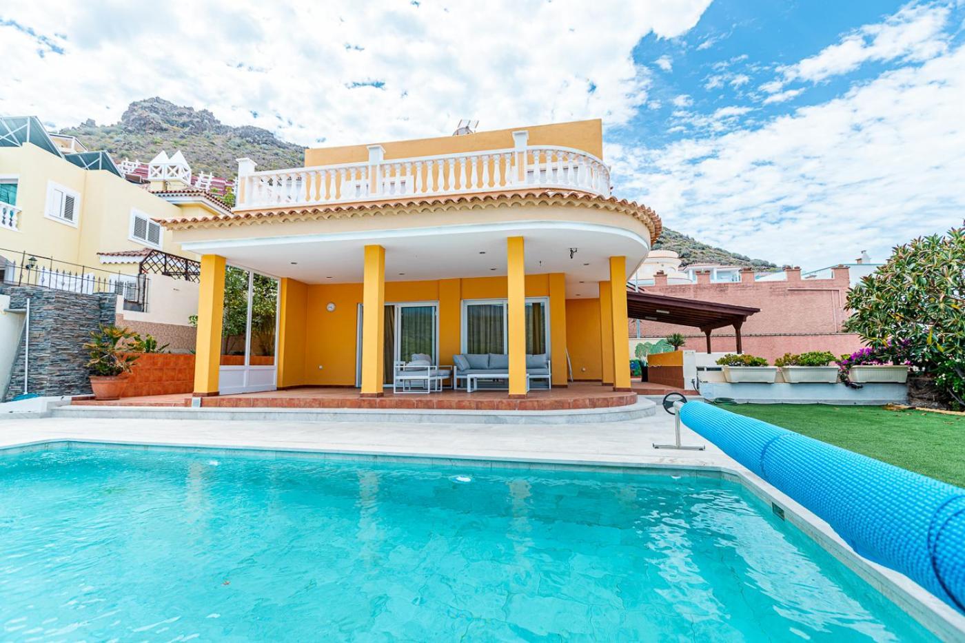 Villa With Private Pool And Magnificent Views アデヘ エクステリア 写真